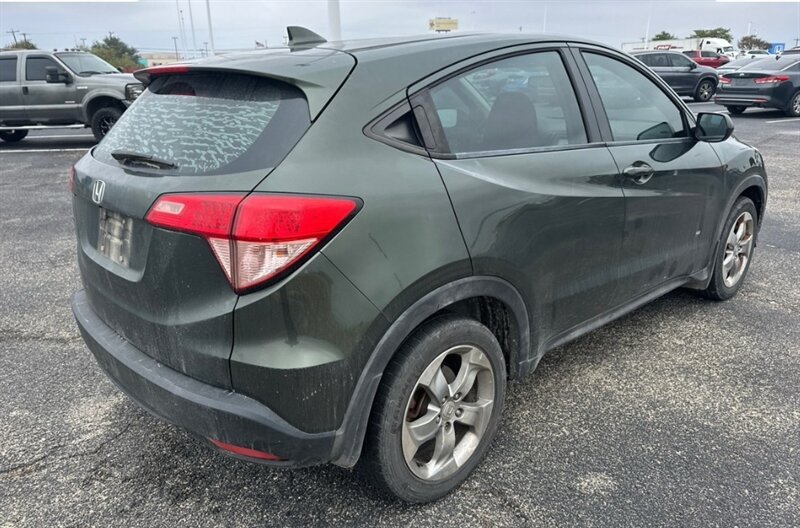 2017 Honda HR-V LX - Photo 4 - San Diego, CA 92154