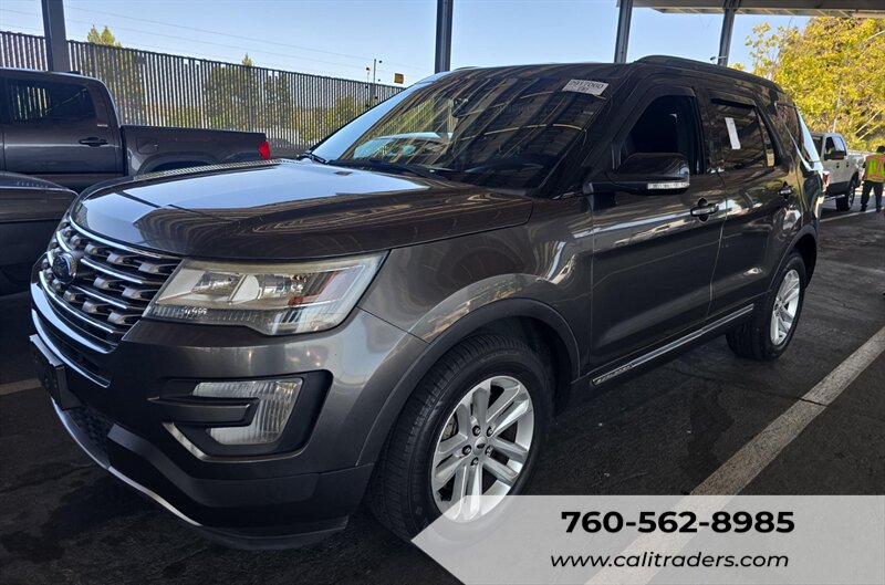 2017 Ford Explorer XLT   - Photo 1 - San Diego, CA 92154