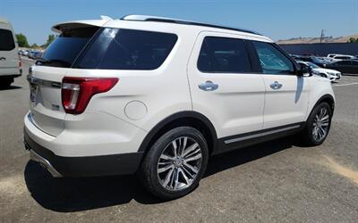 2017 Ford Explorer Platinum   - Photo 9 - San Diego, CA 92154