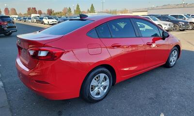 2017 Chevrolet Cruze LS Auto   - Photo 11 - San Diego, CA 92154