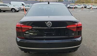 2017 Volkswagen Passat 1.8T R-Line   - Photo 11 - San Diego, CA 92154