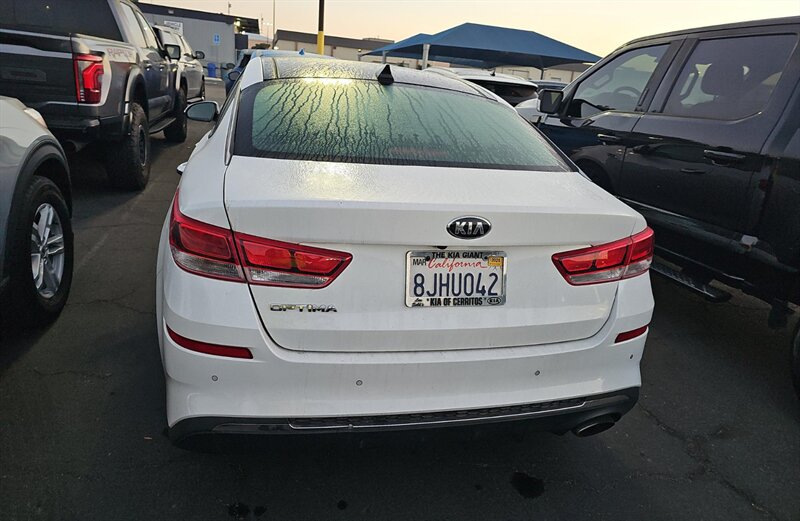 2019 Kia Optima S - Photo 8 - San Diego, CA 92154