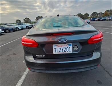 2015 Ford Focus SE   - Photo 14 - San Diego, CA 92154