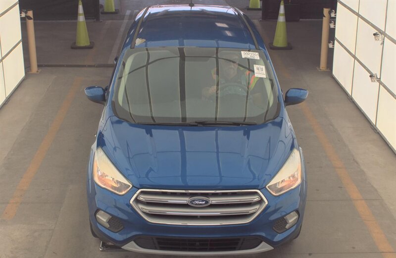2017 Ford Escape SE - Photo 2 - San Diego, CA 92154