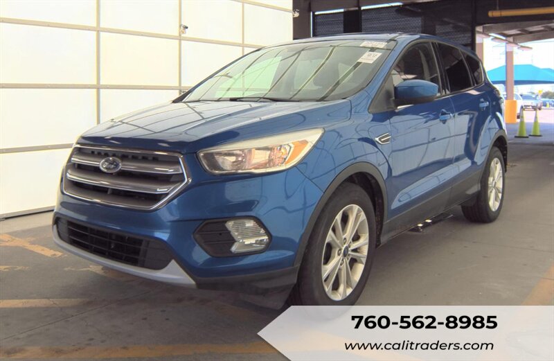 2017 Ford Escape SE   - Photo 1 - San Diego, CA 92154