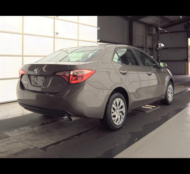 2019 Toyota Corolla LE   - Photo 5 - San Diego, CA 92154