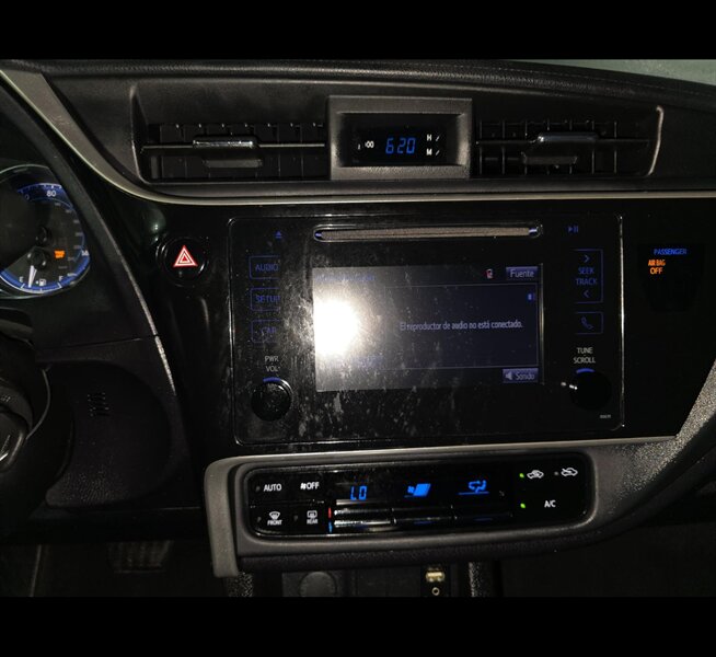 2019 Toyota Corolla LE   - Photo 12 - San Diego, CA 92154