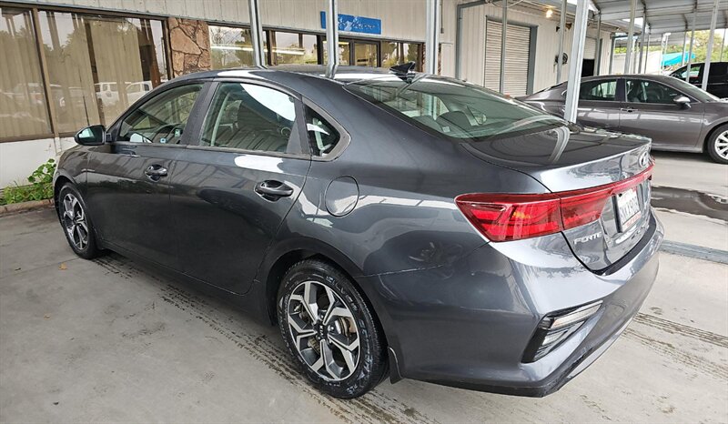 2020 Kia Forte LXS - Photo 10 - San Diego, CA 92154