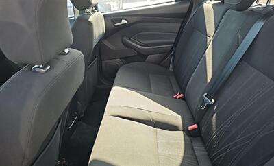2015 Ford Focus SE   - Photo 17 - San Diego, CA 92154