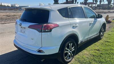 2018 Toyota RAV4 LE   - Photo 5 - San Diego, CA 92154