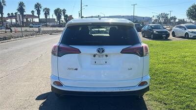 2018 Toyota RAV4 LE   - Photo 6 - San Diego, CA 92154