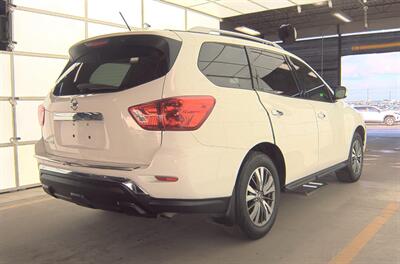 2017 Nissan Pathfinder S   - Photo 7 - San Diego, CA 92154