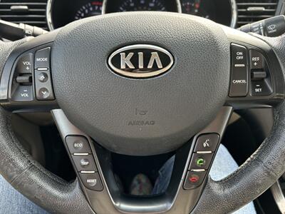 2011 Kia Optima EX Luxury   - Photo 13 - Canyon Lake, TX 78133