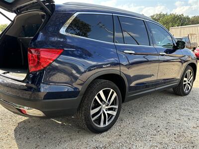 2016 Honda Pilot Elite   - Photo 15 - Canyon Lake, TX 78133