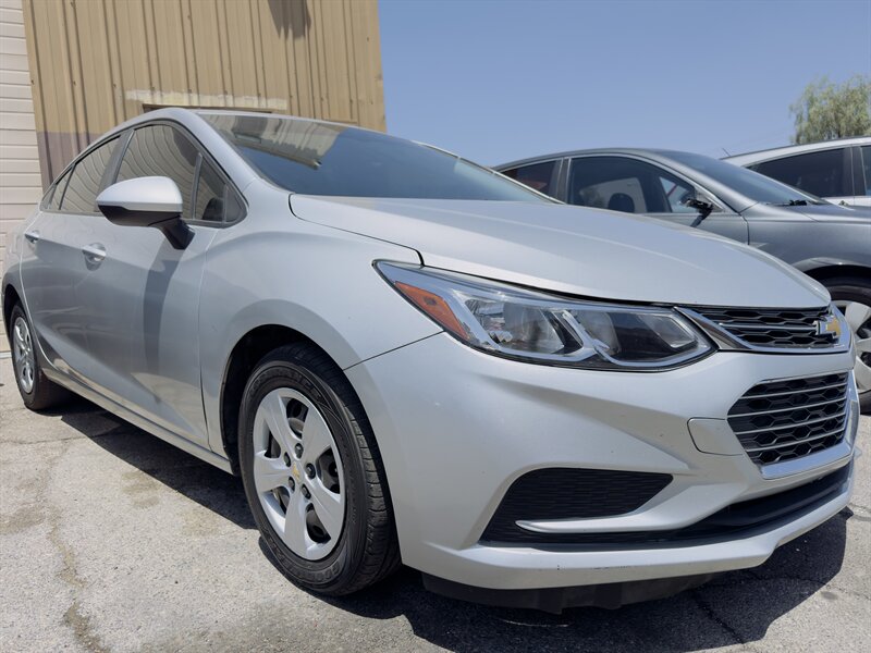 2018 Chevrolet Cruze LS Auto  