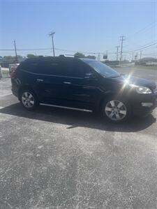 2011 Chevrolet Traverse LT - Photo 1 - Converse, TX 78109