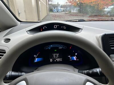 2011 Nissan LEAF SL   - Photo 17 - Rohnert Park, CA 94928