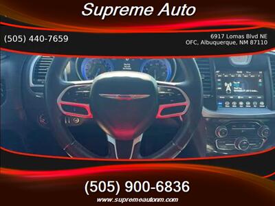 2017 Chrysler 300 Series 300C Sedan 4D   - Photo 10 - Albuquerque, NM 87110