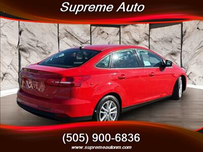 2017 Ford Focus SE Sedan 4D   - Photo 6 - Albuquerque, NM 87110