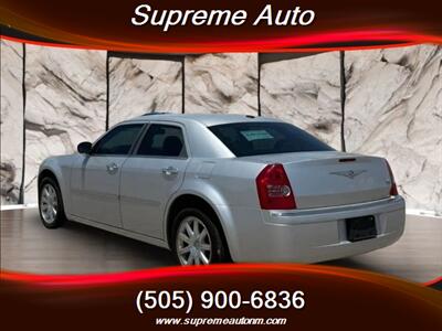 2010 Chrysler 300 Series Limited - Photo 4 - Albuquerque, NM 87110