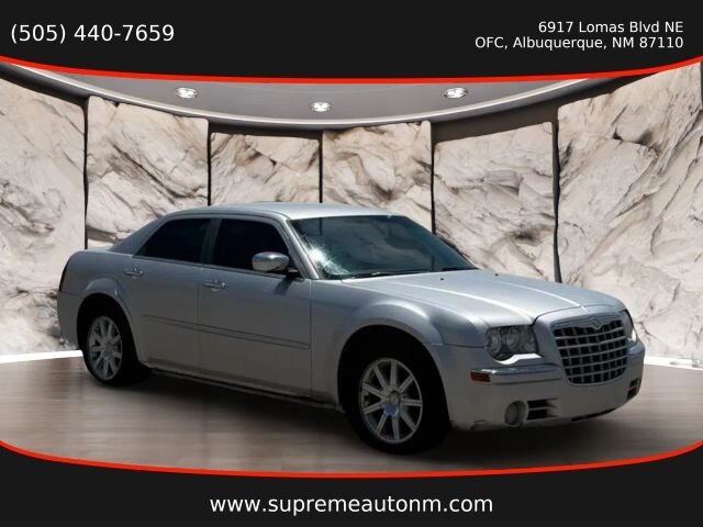 2010 Chrysler 300 Limited - Photo 8