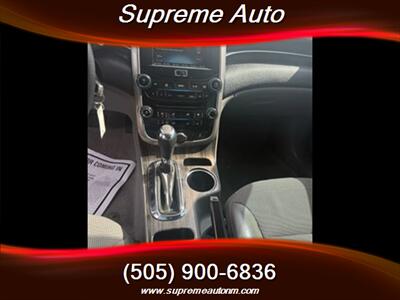 2015 Chevrolet Malibu LT Sedan 4D   - Photo 28 - Albuquerque, NM 87110