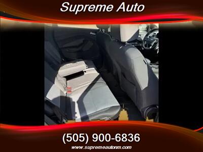 2017 Ford Escape SE Sport Utility 4D   - Photo 12 - Albuquerque, NM 87110