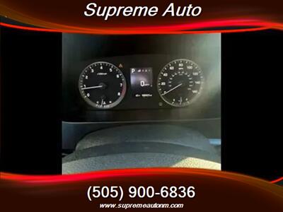 2015 Hyundai SONATA Limited Sedan 4D - Photo 9 - Albuquerque, NM 87110