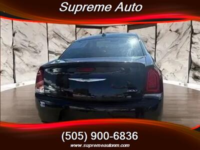 2018 Chrysler 300 Series 300S Sedan 4D - Photo 4 - Albuquerque, NM 87110