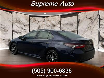 2021 Toyota Camry SE Sedan 4D - Photo 5 - Albuquerque, NM 87110