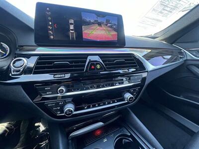 2019 BMW 5 Series 530i xDrive   - Photo 13 - Inglewood, CA 90304