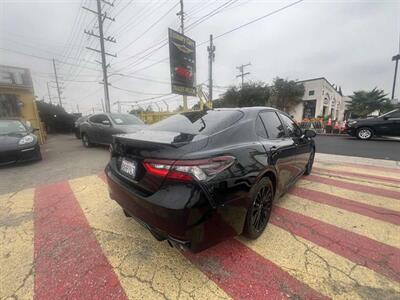 2021 Toyota Camry SE   - Photo 4 - Inglewood, CA 90304