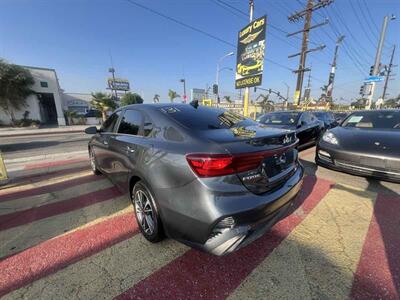 2022 Kia Forte LXS   - Photo 4 - Inglewood, CA 90304