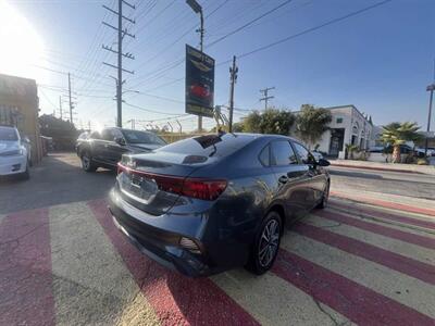 2022 Kia Forte LXS   - Photo 5 - Inglewood, CA 90304