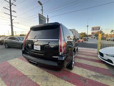 2017 Cadillac Escalade ESV Luxury   - Photo 4 - Inglewood, CA 90304