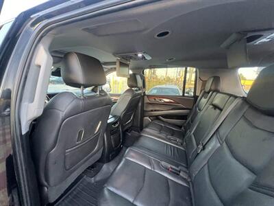 2017 Cadillac Escalade ESV Luxury   - Photo 15 - Inglewood, CA 90304