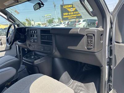 2020 Chevrolet Express  Van 2500   - Photo 21 - Inglewood, CA 90304