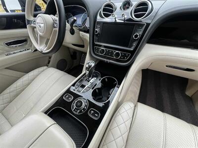 2018 Bentley Bentayga W12 Signature   - Photo 9 - Inglewood, CA 90304