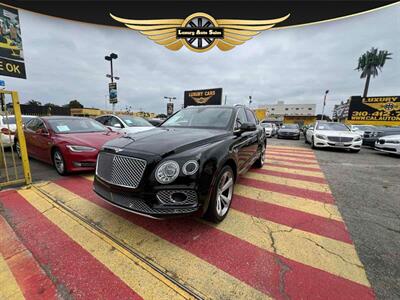 2018 Bentley Bentayga W12 Signature   - Photo 1 - Inglewood, CA 90304