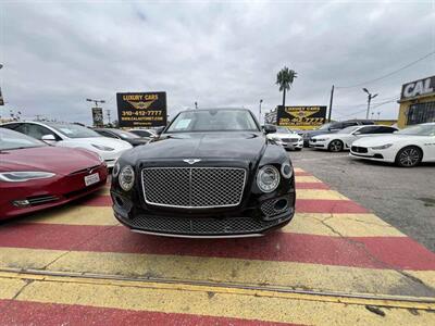 2018 Bentley Bentayga W12 Signature   - Photo 2 - Inglewood, CA 90304