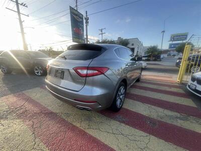 2020 Maserati Levante S   - Photo 4 - Inglewood, CA 90304