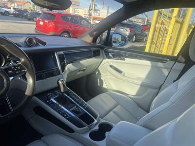 2016 Porsche Macan S   - Photo 8 - Inglewood, CA 90304