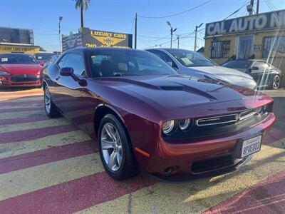 2019 Dodge Challenger SXT   - Photo 3 - Inglewood, CA 90304