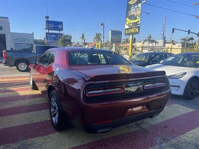 2019 Dodge Challenger SXT   - Photo 6 - Inglewood, CA 90304