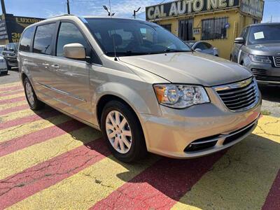 2013 Chrysler Town & Country Touring   - Photo 3 - Inglewood, CA 90304