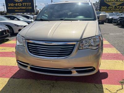 2013 Chrysler Town & Country Touring   - Photo 2 - Inglewood, CA 90304