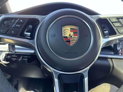 2018 Porsche Panamera   - Photo 19 - Inglewood, CA 90304