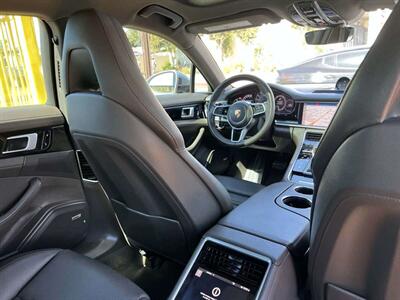 2018 Porsche Panamera   - Photo 12 - Inglewood, CA 90304