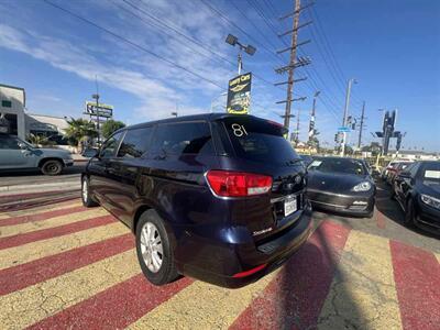 2018 Kia Sedona LX   - Photo 4 - Inglewood, CA 90304