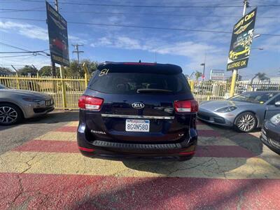 2018 Kia Sedona LX   - Photo 6 - Inglewood, CA 90304